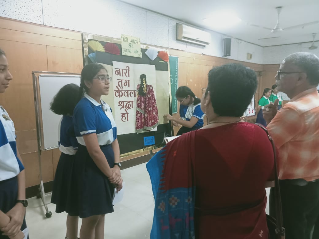 Hindi Diwas Inter-House Bulletin Board Competition_5