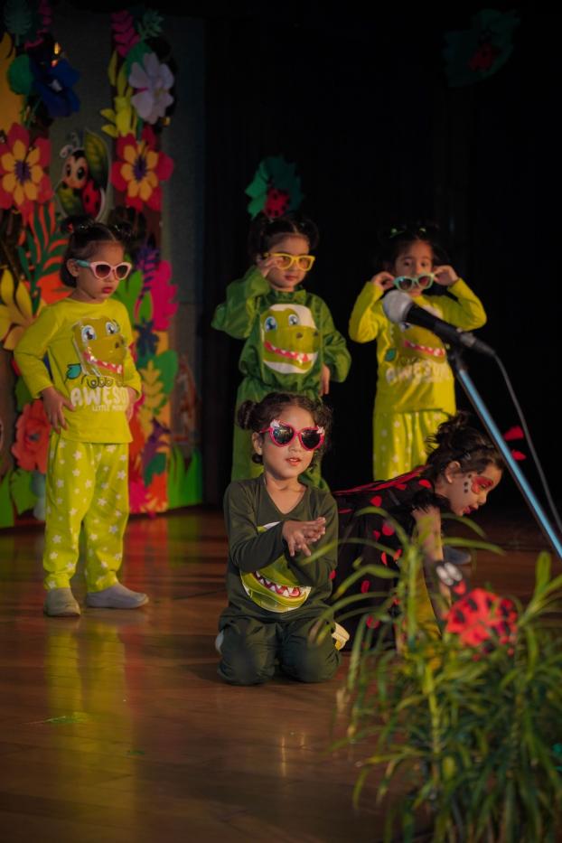 A-tishoo! The Ladybird’s Adventure_7