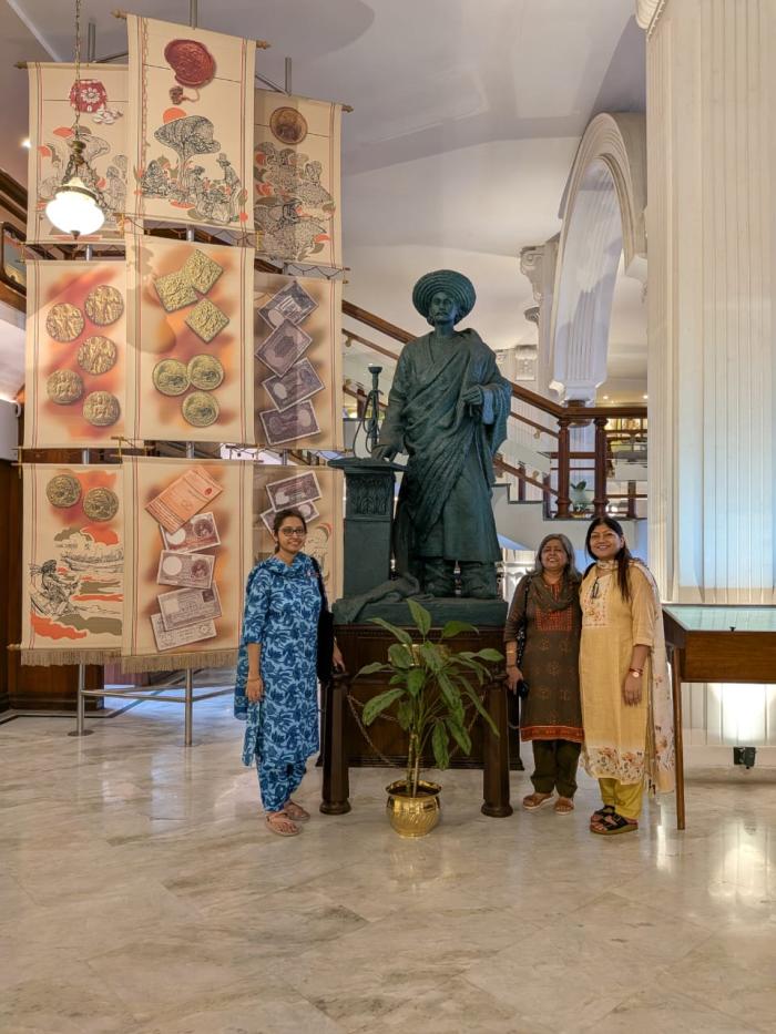 Field Trip- State Bank Archives and Museum_2